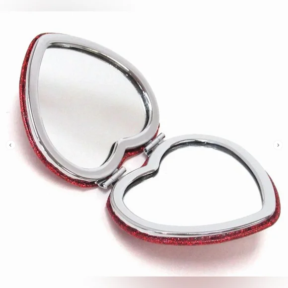 Coach NIP Red Glitter Heart Compact Mirror - Picture 2 of 5